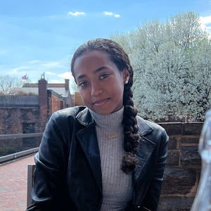 Meet your Posher, Avery